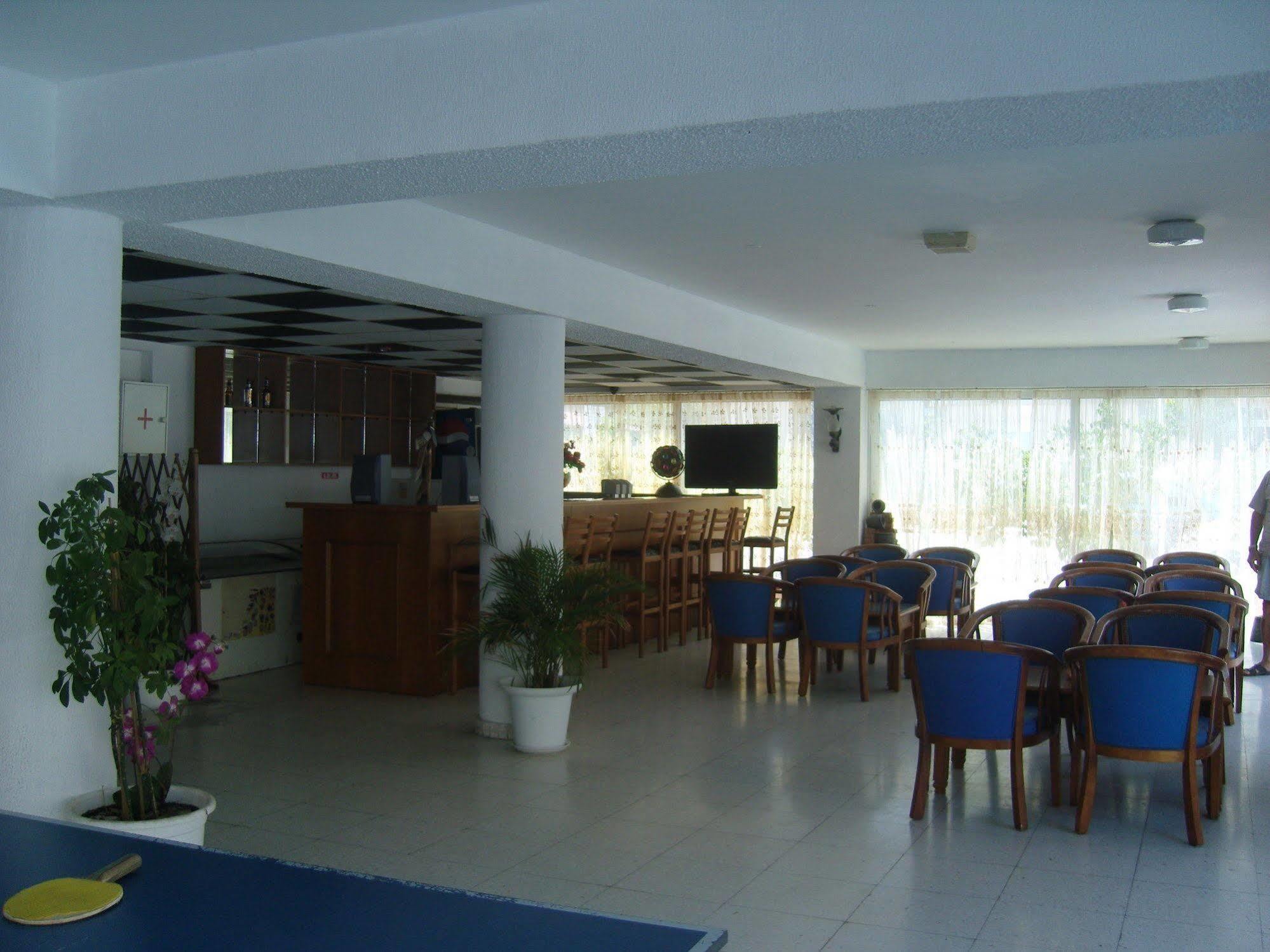 Hotel Best Western Plus Larco Larnaka Exterior foto