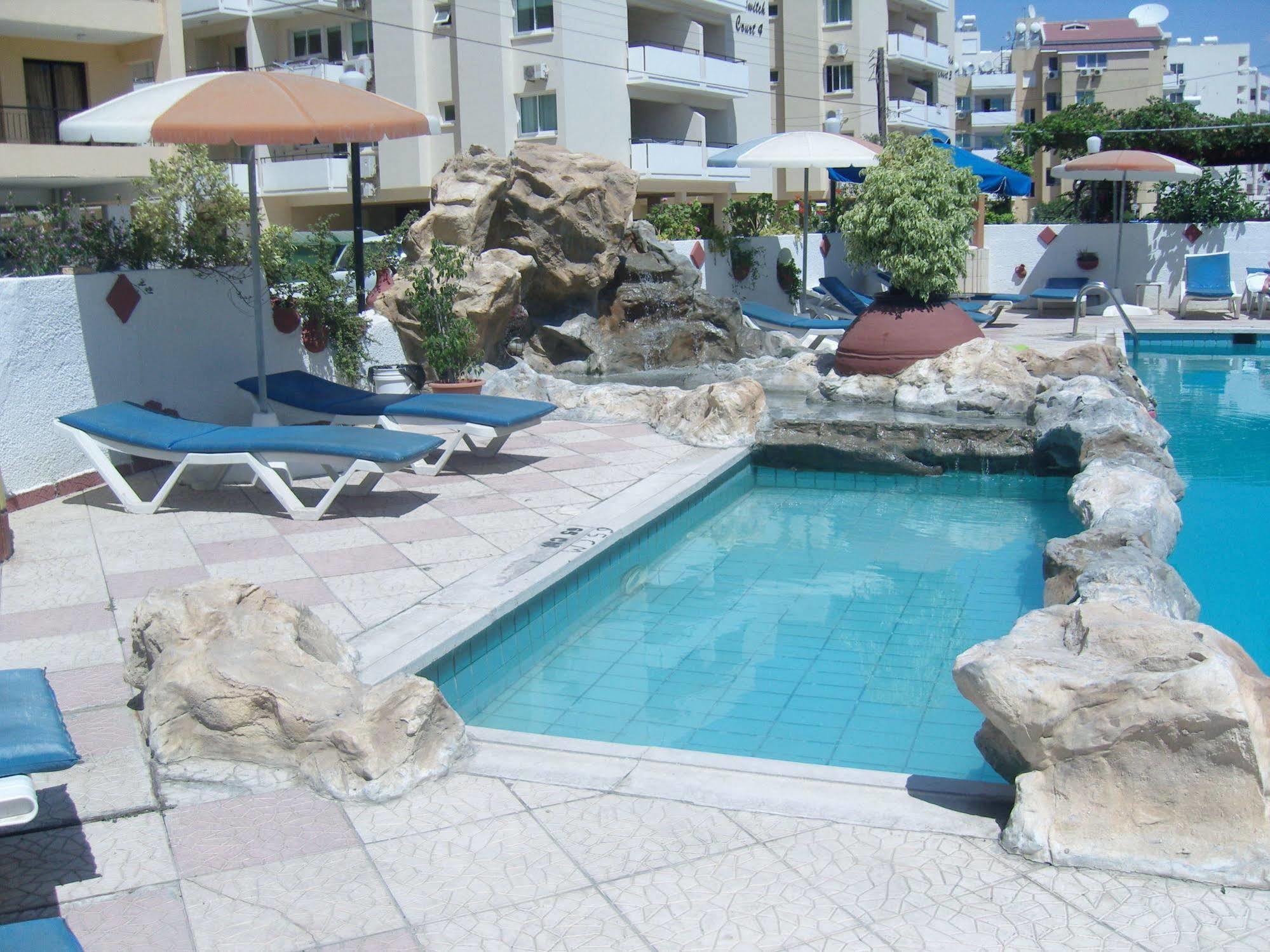 Hotel Best Western Plus Larco Larnaka Exterior foto