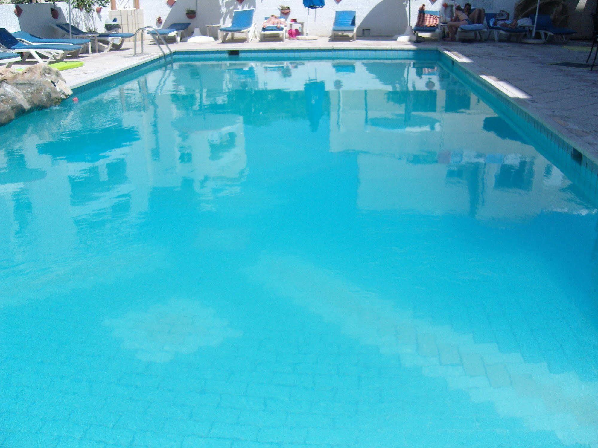 Hotel Best Western Plus Larco Larnaka Exterior foto